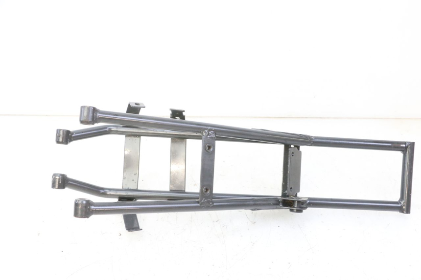 photo de BASTIDOR TRASERO APOLLO RFZ 125 - Zoom estado de uso