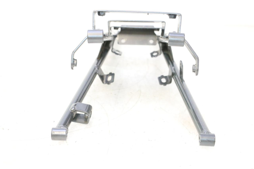 photo de BASTIDOR TRASERO APOLLO RFZ 150 - Primer plano técnico