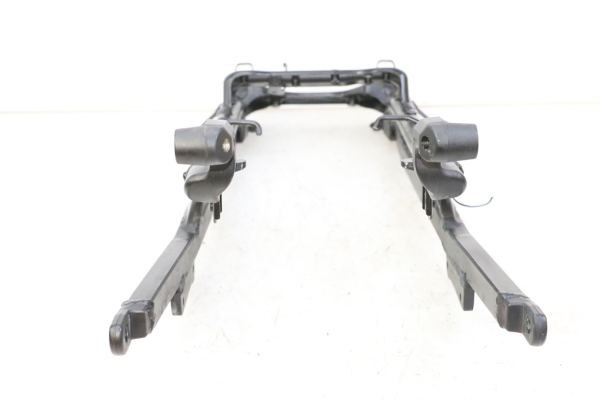 photo de SUBCHASIS TRASERO SUZUKI SV S 650 (2003 - 2009) - Zoom estado de uso