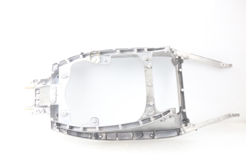 photo de SUBCHASIS TRASERO YAMAHA XP T-MAX TMAX 500 (2008 - 2012) - Otra perspectiva