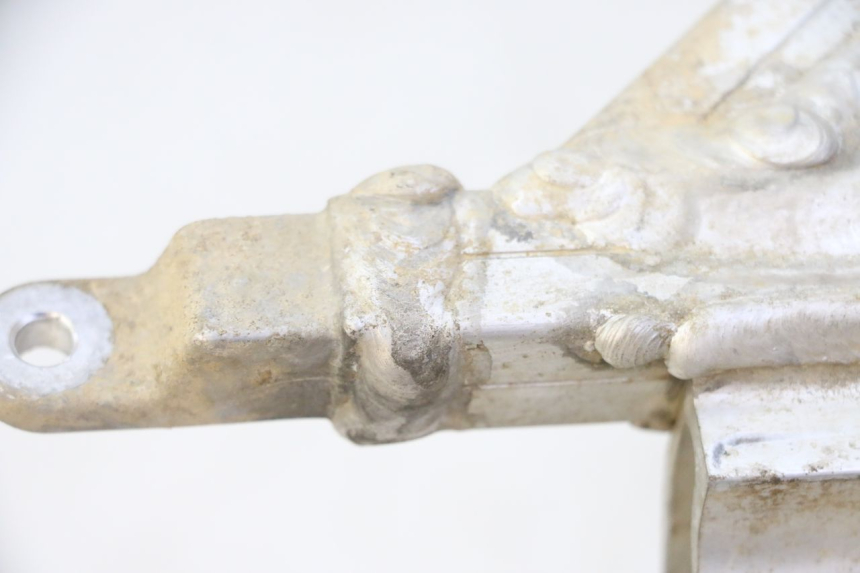 photo de SUBCHASIS TRASERO YAMAHA YZ 85 (2022 - 2025) - Detalles de los puntos de fijación