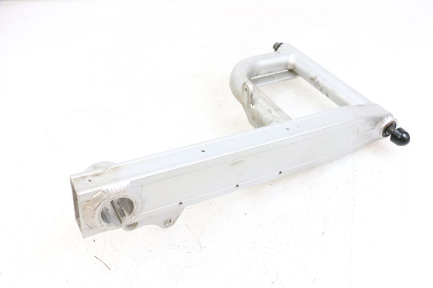 photo de Brazo oscilante E-MAX 80L 1 (2011 - 2014) - Detalle de la pieza