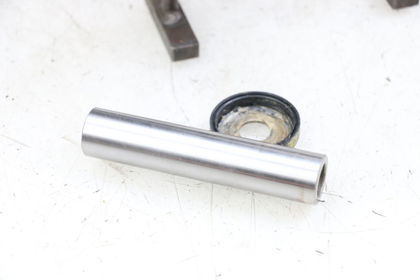 photo de Brazo oscilante HYOSUNG GV AQUILA 125 (2000 - 2009) - Otra perspectiva