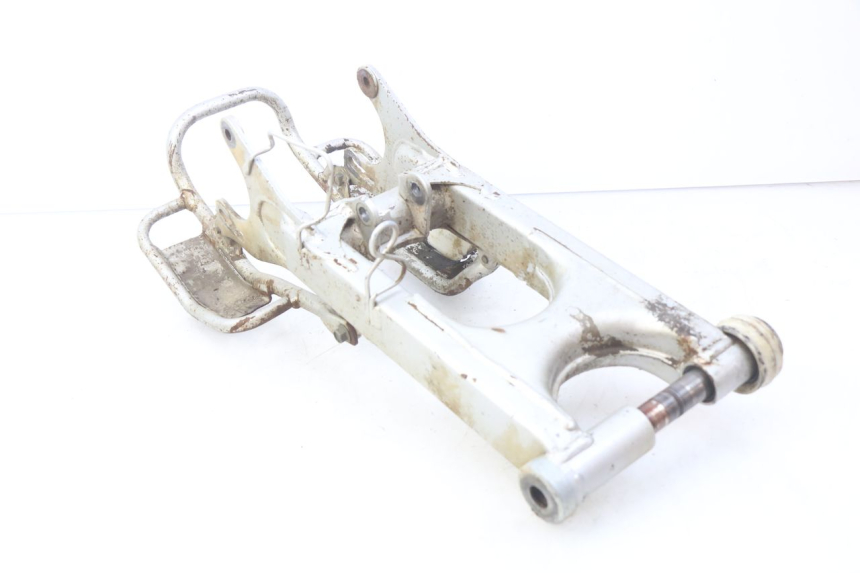 photo de BRAZO OSCILANTE YAMAHA BLASTER 200 (2003 - 2007) - Zoom sobre los componentes