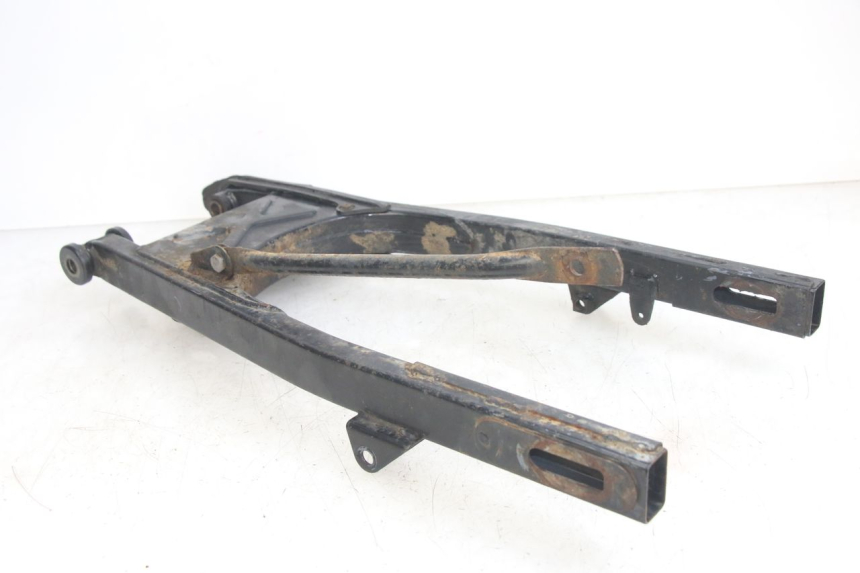 photo de BRAZO OSCILANTE HONDA CA REBEL 125 (1995 - 2001) - Detalle de la pieza