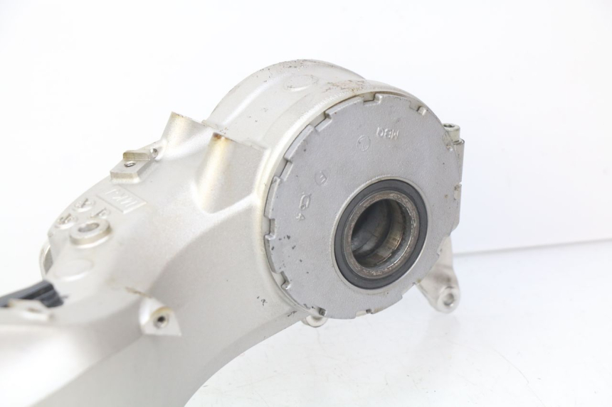 photo de BRAZO OSCILANTE HONDA CB R 1000 (2018 - 2023) - Detalle de la pieza