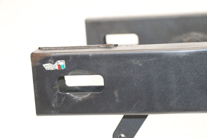 photo de BASCULANTE HONDA CBF 500 (2004 - 2007) - Detalles de los puntos de fijación