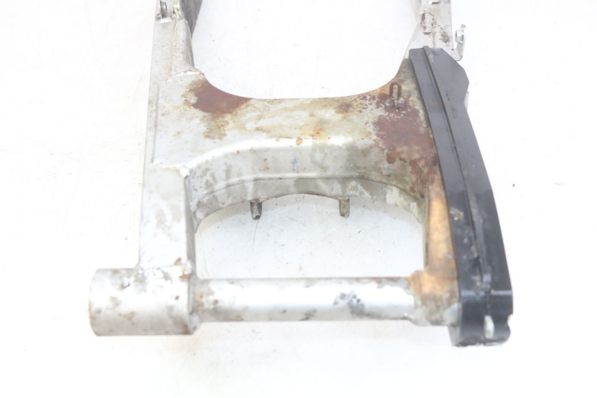 photo de BRAZO OSCILANTE HONDA CBR F SC25 1000 (1989 - 1992) - Zoom estado de uso