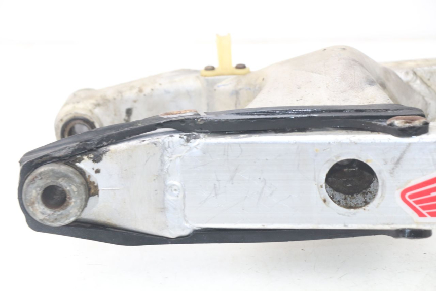 photo de BASCULANTE HONDA CR 125 (1989 - 1991) - Detalles de los puntos de fijación