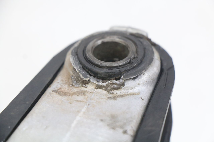 photo de BRAZO OSCILANTE HONDA CR 80 (2001 - 2003) - Detalle de la pieza