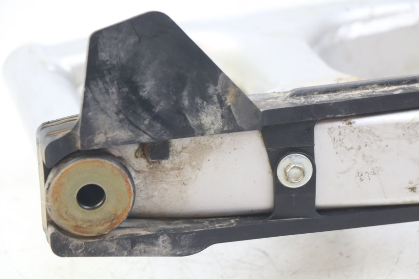 photo de BRAZO OSCILANTE HONDA CRF CR-F 125 (2022 - 2023) - Zoom sobre los componentes