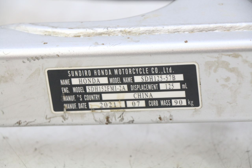 photo de BRAZO OSCILANTE HONDA CRF CR-F 125 (2022 - 2023) - Detalles de los puntos de fijación