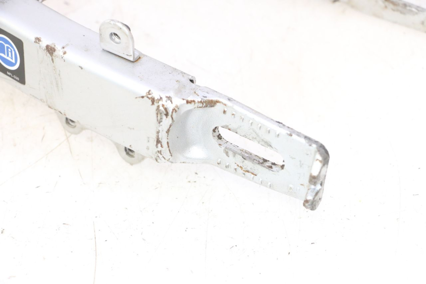 photo de BASCULANTE HONDA CRF CR-F 125 (2020 - 2021) - Primer plano de alta resolución
