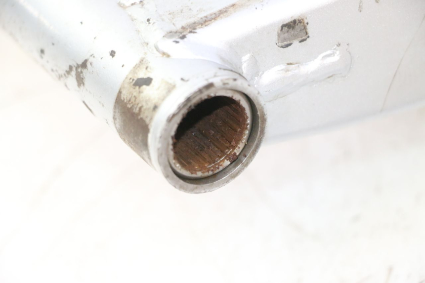 photo de BASCULANTE HONDA CRF CR-F 125 (2020 - 2021) - Primer plano técnico