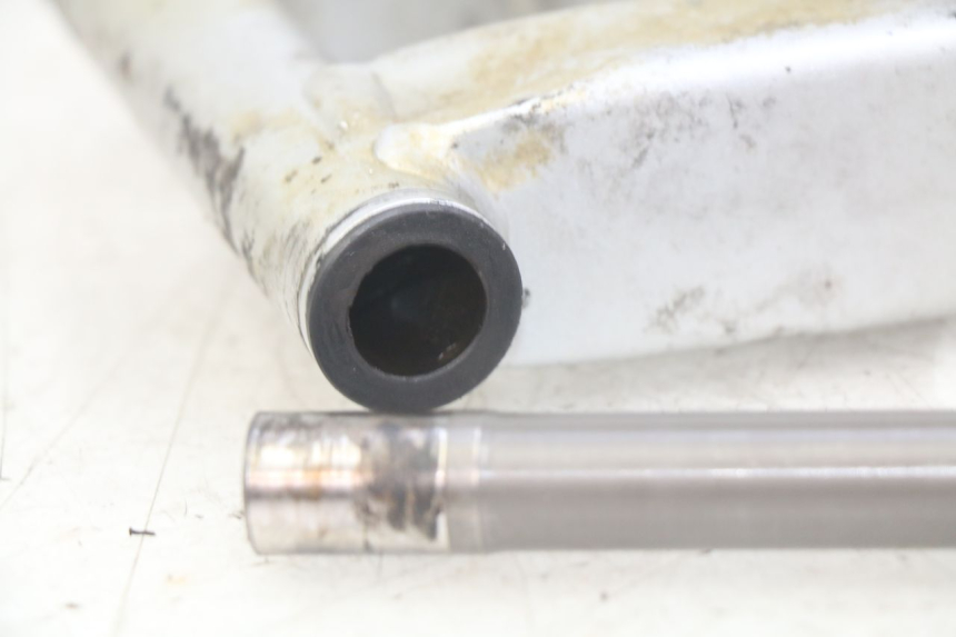 photo de BRAZO OSCILANTE HONDA CRF CR-F 100 (2004 - 2013) - Primer plano técnico