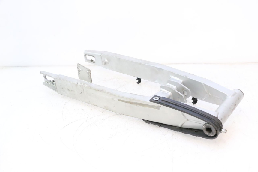 photo de BASCULANTE HM HONDA CRM DERAPAGE RR 50 (2006 - 2017) - Características distintivas