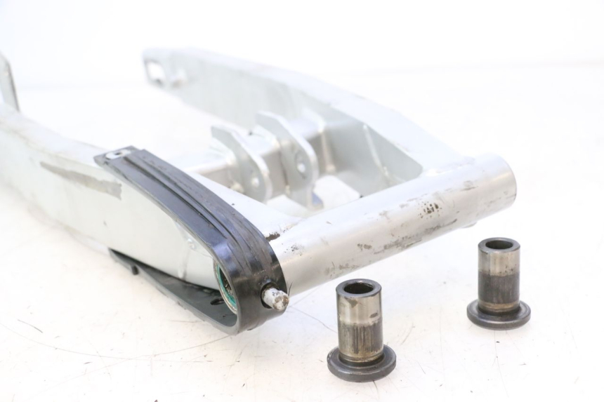photo de BASCULANTE HM HONDA CRM DERAPAGE RR 50 (2006 - 2017) - Estado de la superficie y material
