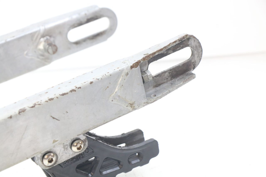 photo de BRAZO OSCILANTE XTRM FACTORY DIRTBIKE BSE 150 - Zoom sobre los componentes
