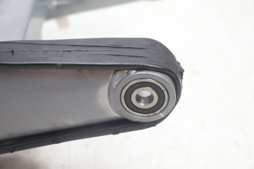 photo de BASCULANTE MINI MX DRIFT 150 - Primer plano técnico
