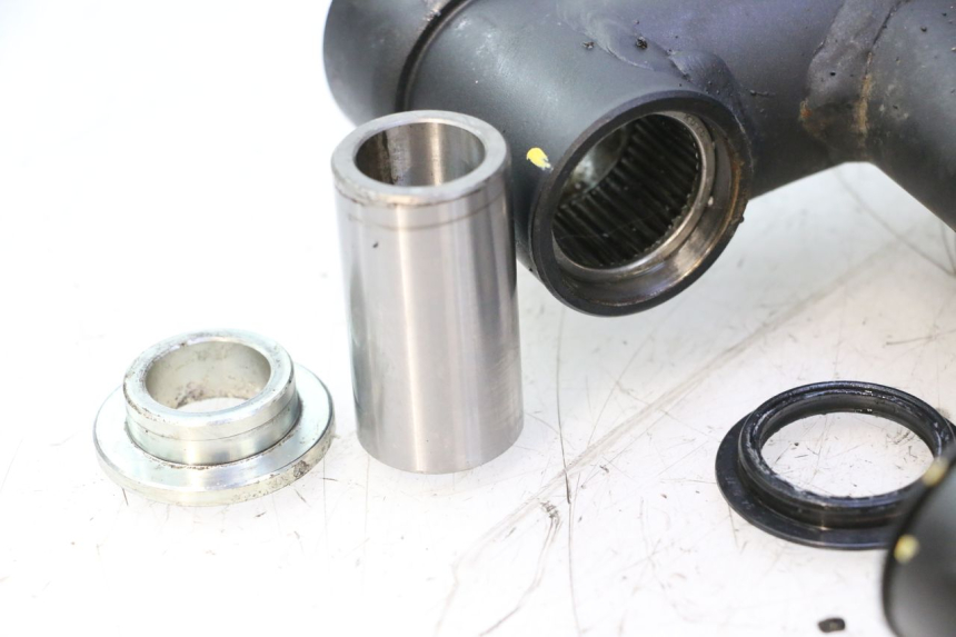 photo de BRAZO OSCILANTE KAWASAKI ER-6 ER6 F ABS 650 (2012 - 2016) - Detalle de la pieza