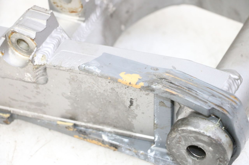 photo de BASCULANTE YAMAHA FJ 36Y 1100 (1984 - 1985) - Primer plano técnico