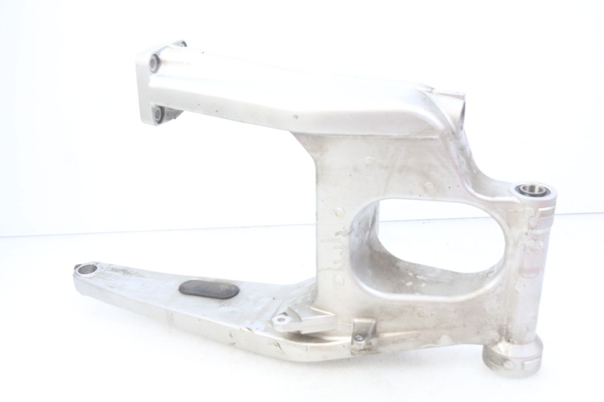 photo de BRAZO OSCILANTE YAMAHA FJR ABS 1300 (2016 - 2020) - Primer plano técnico