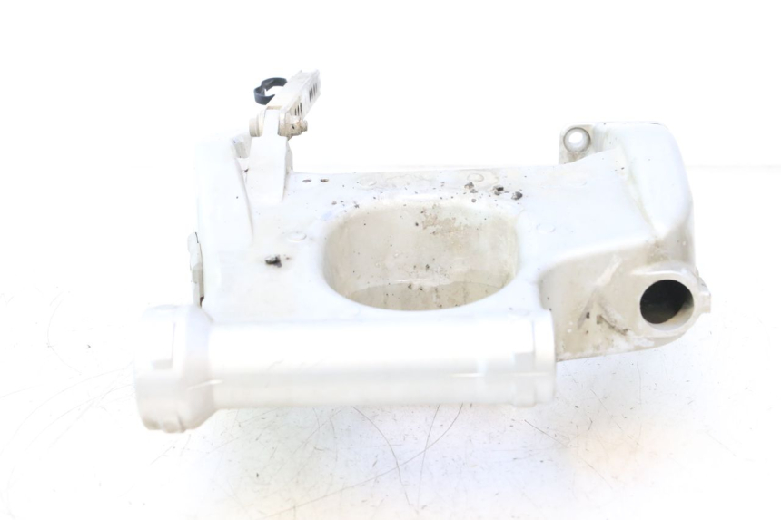 photo de BASCULANTE YAMAHA FJR 1300 (2001 - 2005) - Otra vista del artículo