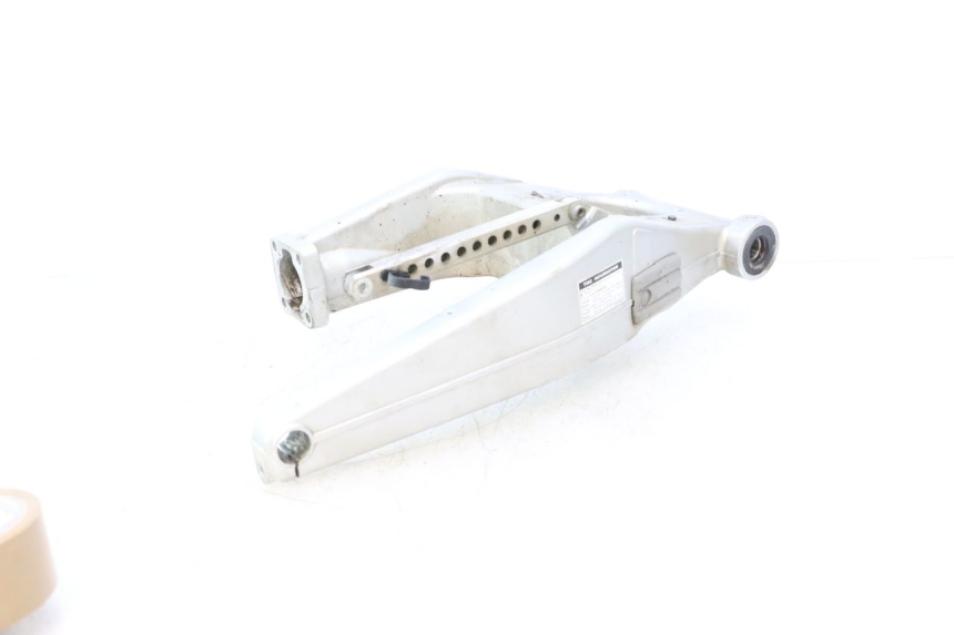 photo de BASCULANTE YAMAHA FJR 1300 (2001 - 2005) - Estado de la superficie y material