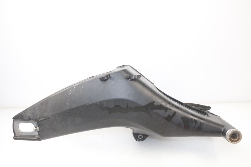 photo de BASCULANTE YAMAHA FZ8 800 (2010 - 2016) - Detalles de los puntos de fijación