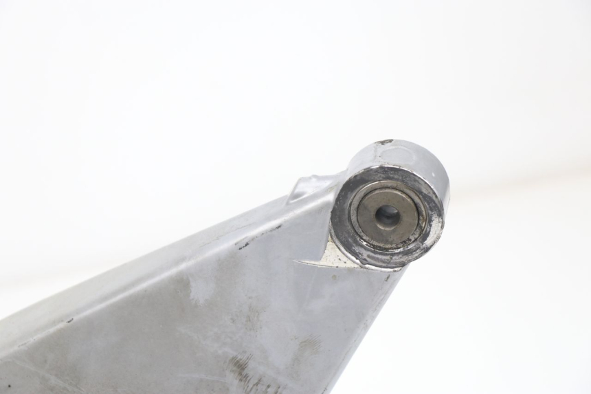 photo de BASCULANTE GILERA GP 800 (2007 - 2013) - Detalle de la pieza