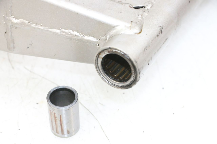 photo de BASCULANTE SUZUKI GSF N BANDIT 600 (1996 - 1999) - Detalle de la pieza