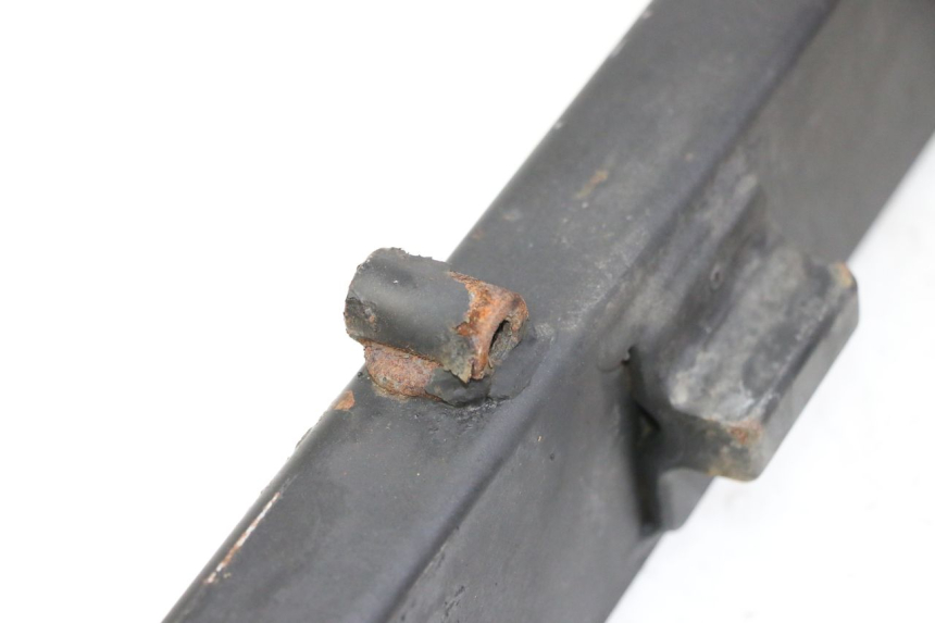 photo de BASCULANTE SUZUKI GSR 750 (2011 - 2017) - Detalle de la pieza