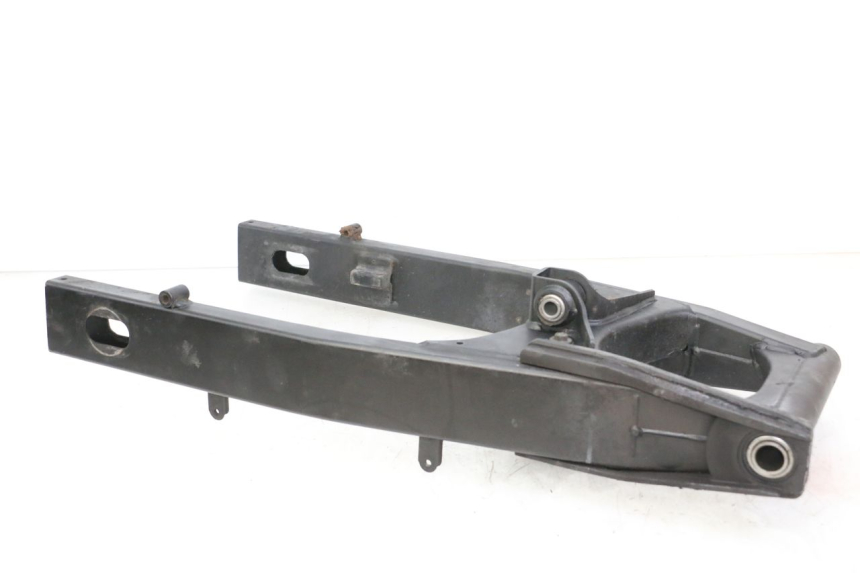 photo de BASCULANTE SUZUKI GSR 750 (2011 - 2017) - Otra vista del artículo