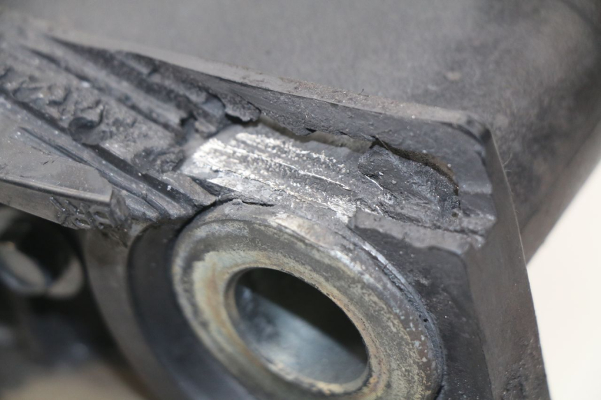 photo de BASCULANTE SUZUKI GSX-R GSXR 750 (2011 - 2016) - Primer plano técnico