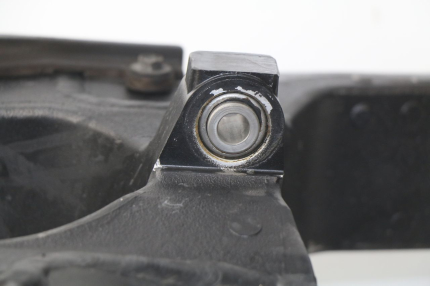 photo de BASCULANTE SUZUKI GSX-R GSXR K16 1000 (2012 - 2016) - Detalles de los puntos de fijación