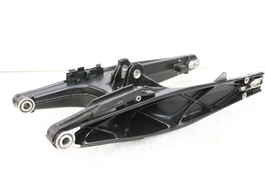 photo de BASCULANTE HUSQVARNA SVARTPILEN 401 (2018 - 2023) - Detalle de la pieza