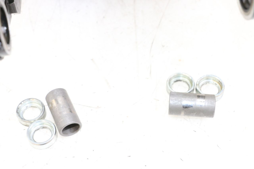 photo de BASCULANTE HUSQVARNA SVARTPILEN 401 (2018 - 2023) - Primer plano técnico