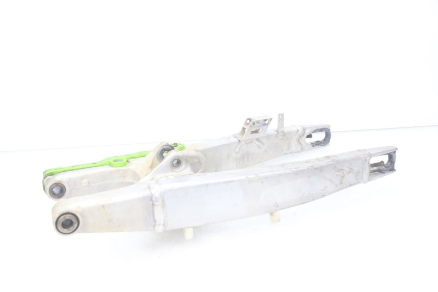 photo de BRAZO OSCILANTE KAWASAKI KX F KXF 450 (2012 - 2015) - Detalle de la pieza