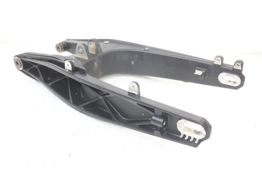 photo de BASCULANTE MASAI SCRAMBLER SPORT 125 (2021 - 2025) - Primer plano técnico