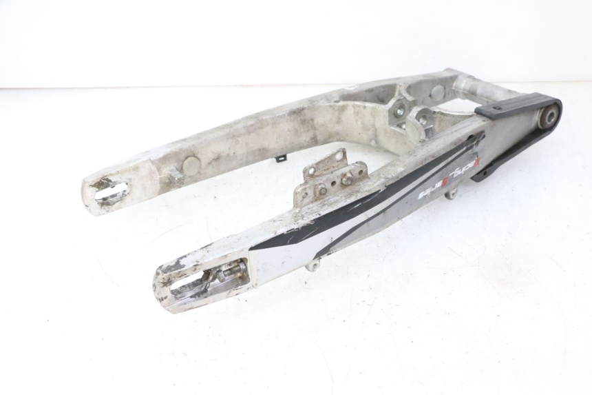 photo de BASCULANTE RIEJU MRT 50 (2018 - 2021) - Recambio usado revisado