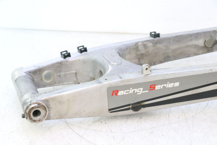 photo de BASCULANTE RIEJU MRT PRO SUPERMOTARD 50 (2007 - 2018) - Primer plano técnico