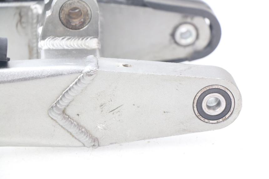 photo de BASCULANTE SMALL MX MX5 MX-5 140 - Primer plano técnico