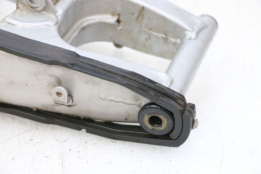 photo de BRAZO OSCILANTE HONDA NSR R 125 (1994 - 2003) - Características distintivas