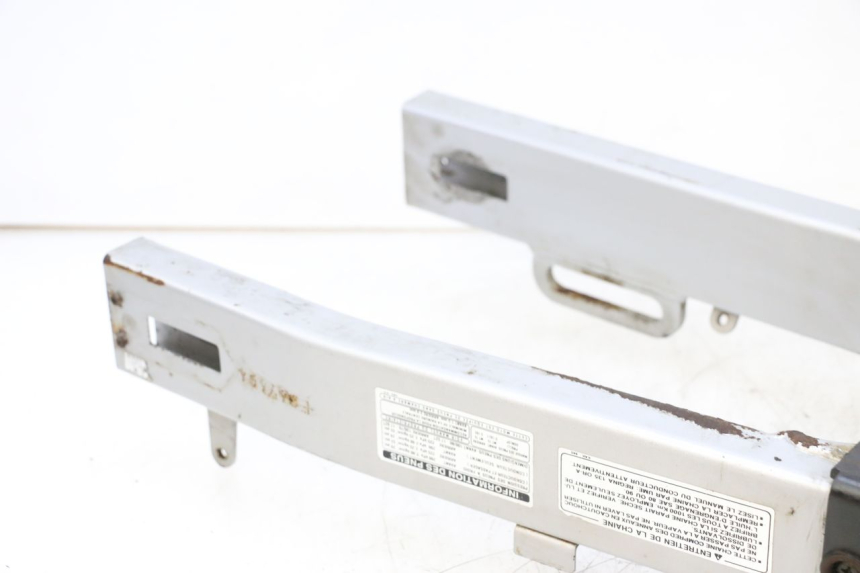 photo de BRAZO OSCILANTE HONDA NSR R 125 (1994 - 2003) - Marcados y referencias originales