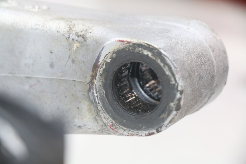 photo de BRAZO OSCILANTE SUZUKI RM-Z RMZ 250 (2010 - 2016) - Zoom estado de uso