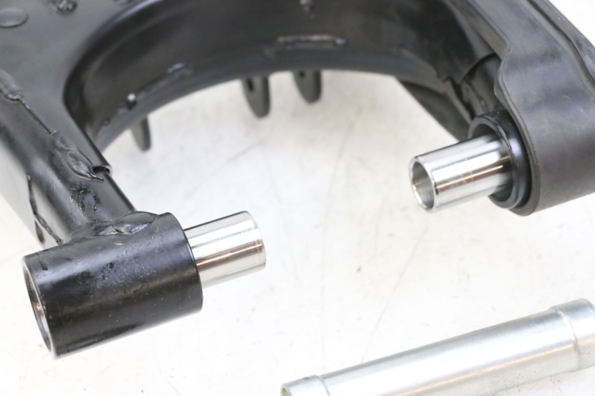 photo de BASCULANTE ROYAL ENFIELD SCRAM 411 (2022 - 2024) - Zoom estado de uso