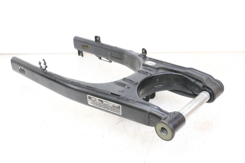 photo de BASCULANTE ROYAL ENFIELD SCRAM 411 (2022 - 2024) - Primer plano técnico