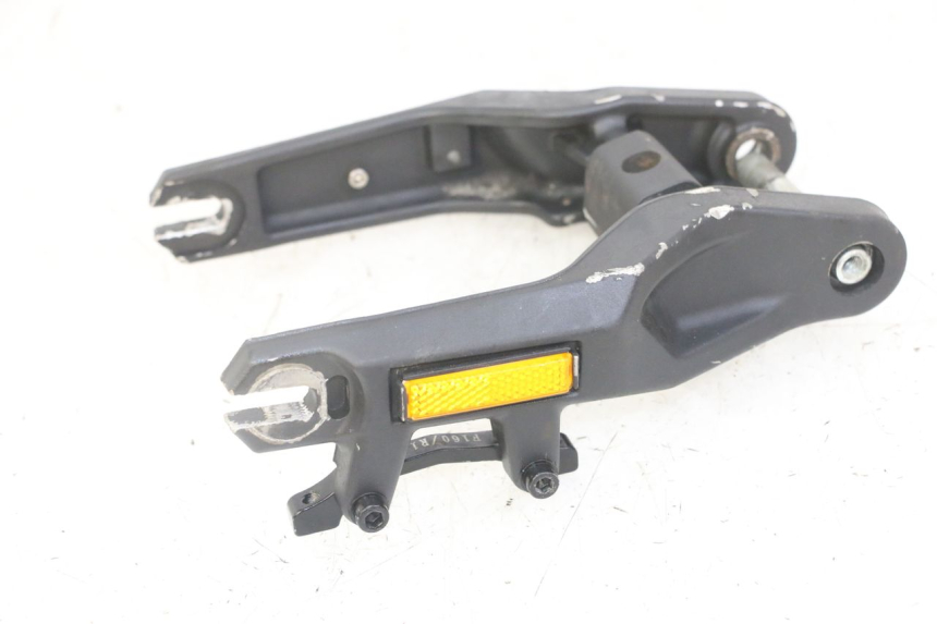 photo de BRAZO OSCILANTE NAMI STELLAR 1 - Primer plano técnico