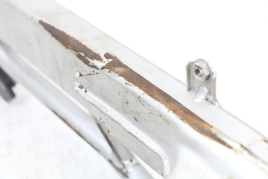 photo de BASCULANTE CAGIVA SUPER CITY 125 (1992 - 1997) - Zoom sobre los componentes