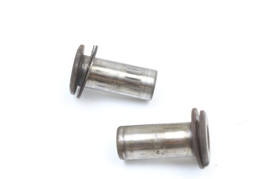 photo de BASCULANTE CAGIVA SUPER CITY 125 (1992 - 1997) - Detalles de los puntos de fijación